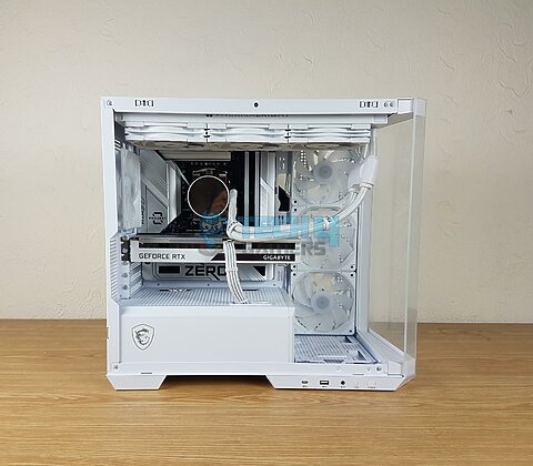 MSI MAG PANO M100R PZ White - Installation 5