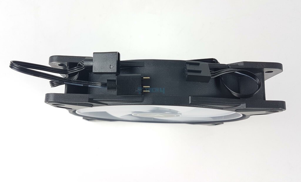 Arctic Liquid Freezer III - 280 Black ARGB - Fan Connectors