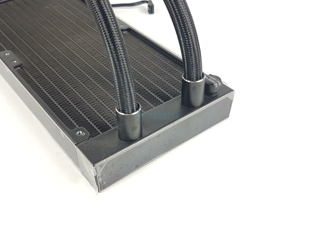 EK-Nucleus AIO CR240 Dark - Radiator 2