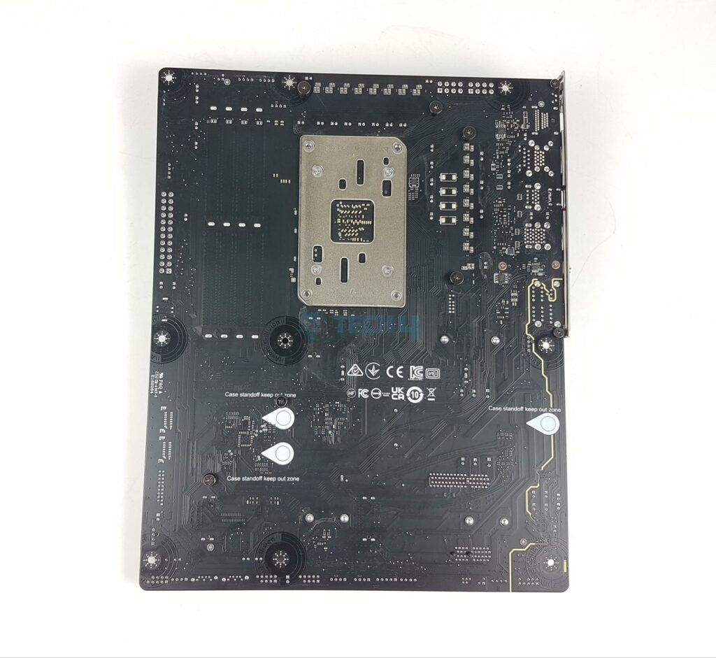 MSI B650 Tomahawk WiFi - Motherboard - Back View