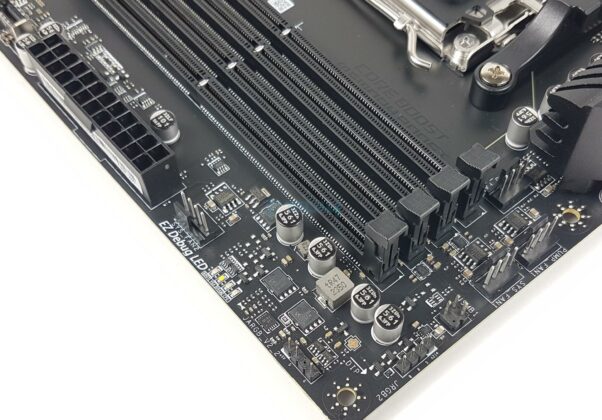 MSI B650 Tomahawk WiFi - Motherboard - Connectors Top Side