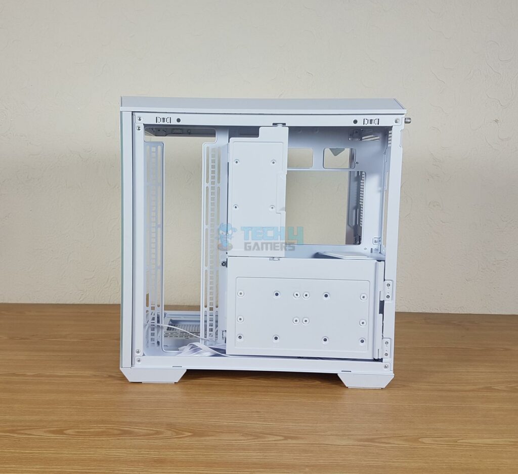 MSI PANO 100L PZ - Backside - View 1