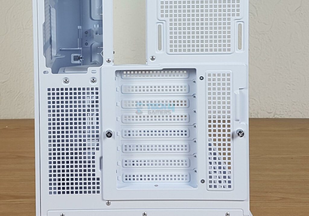 MSI PANO 100L PZ - Rear View - Horizontal Bracket