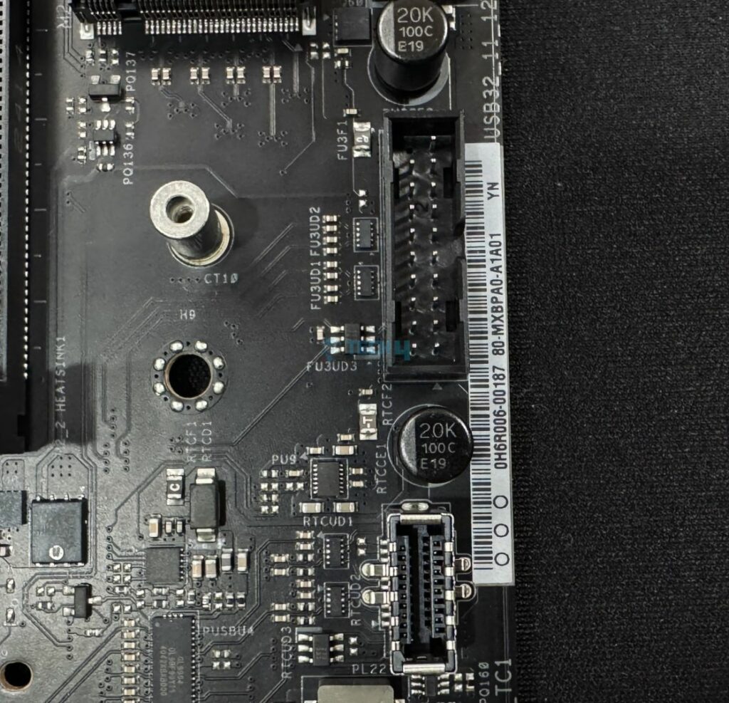 ASRock X870E Taichi Lite USB connectors