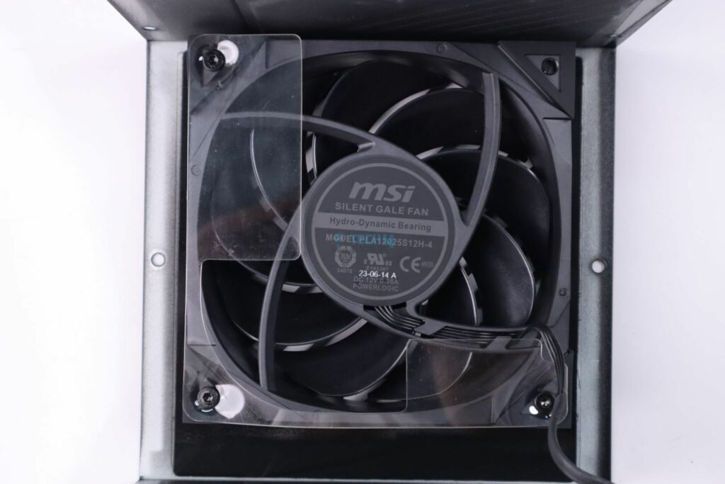 MSI MEG Ai1300P Platinum - 8a - 120mm Hydro Dynamic Bearing