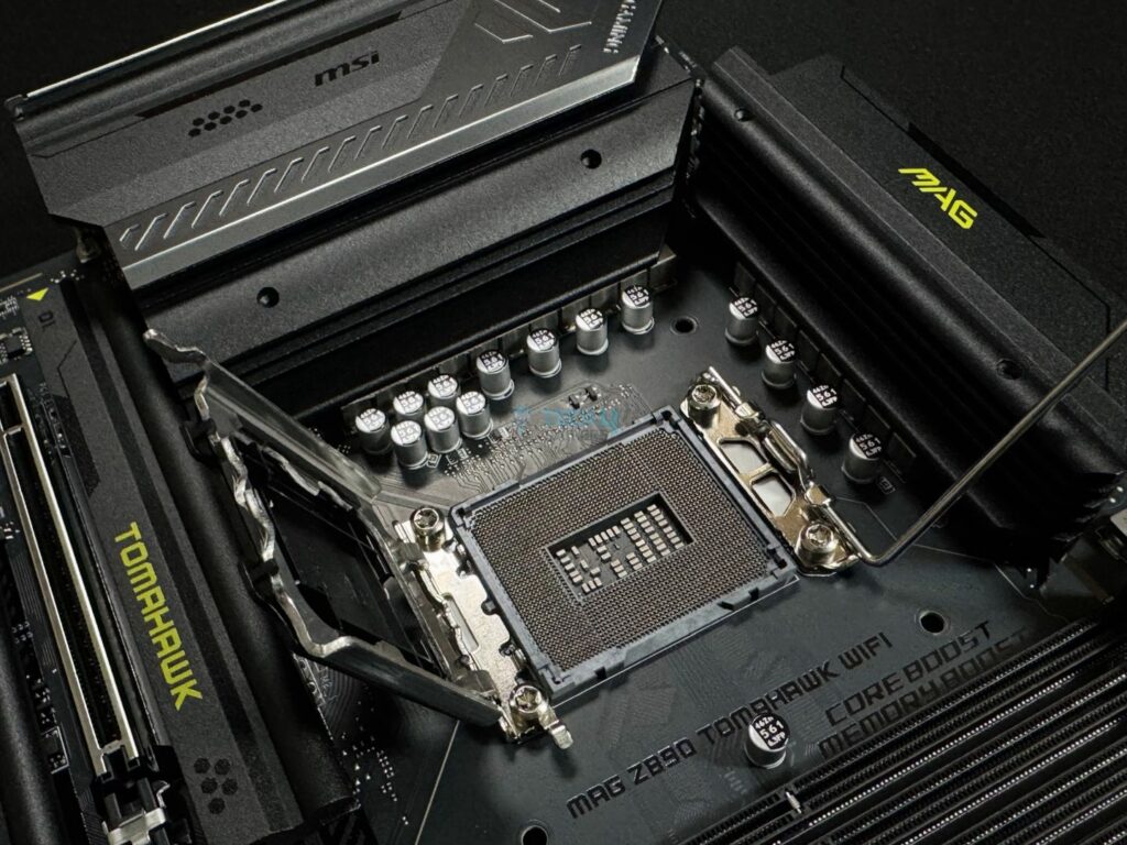 MSI MAG Z890 Tomahawk WiFi CPU socket