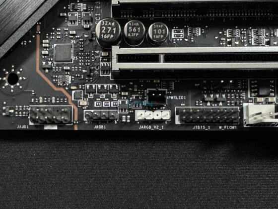 MSI MEG Z890 UNIFY-X - Internal Connectors 3